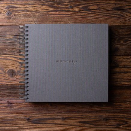 Photo Album MEDIUM BLACK40 graphite moments