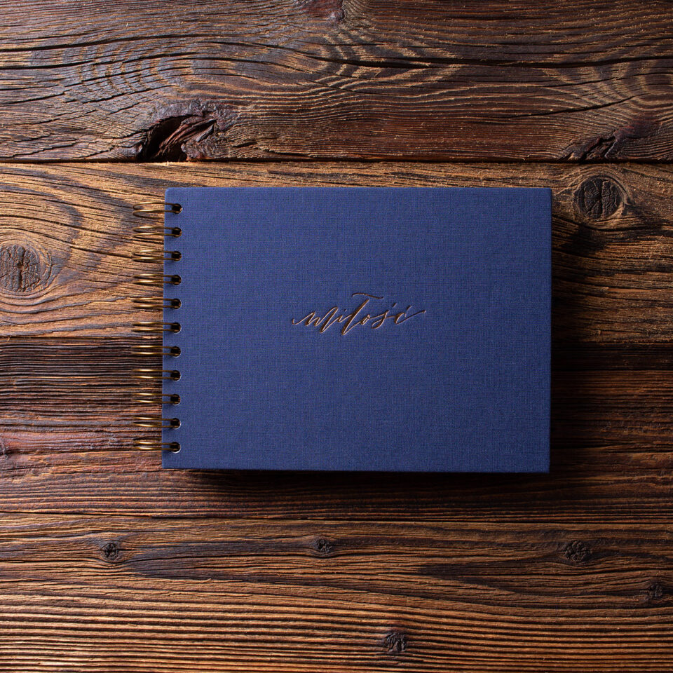 Spiralgebundenes Album MINI BLACK25 navy blue love